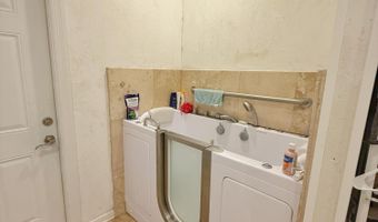 6491 Wolf Pond Rd, Bascom, FL 32423