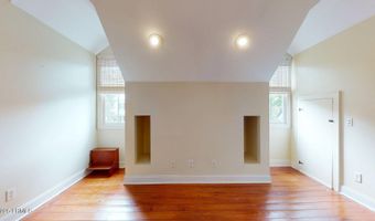 12 Fraser St, Beaufort, SC 29907