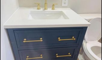 6810 FERN Ln, Annandale, VA 22003