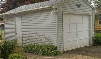 311 W Sycamore St, Abbotsford, WI 54405