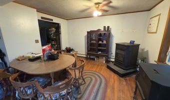 58 Hemlock Ln, Berlin, NH 03570