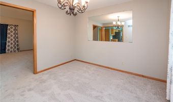 15143 Briarwood Dr, Basehor, KS 66007