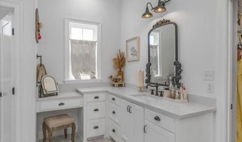 313 Rosedown Ln, Stonewall, LA 71078