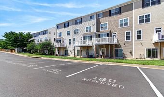 24620 BYRNE MEADOW Sq 300, Aldie, VA 20105