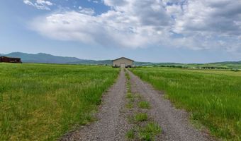 577 SHOOTING STAR Dr, Bedford, WY 83112