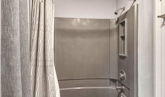 11 WINDINGBROOK Ct, Atco, NJ 08004