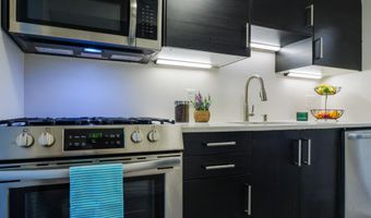 3376 WOODBURN Rd 24, Annandale, VA 22003