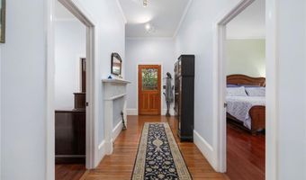 78 Coggeshall Ave 3, Newport, RI 02840