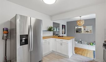 105 Highlake Ave, Ann Arbor, MI 48103