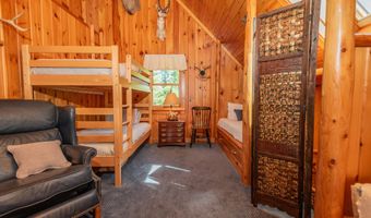 131 Gales Rd, Abbot, ME 04406