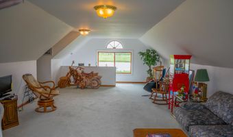 6188 Summerside Dr, Alanson, MI 49706