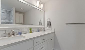 1111 Spring Hollow Rd, Bentonville, AR 72713