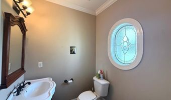827 Plantation Dr, Adel, GA 31620