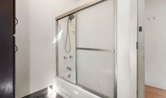 1182 S Meridian St, Blackfoot, ID 83221