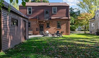 1613 N DIVISION St, Appleton, WI 54911