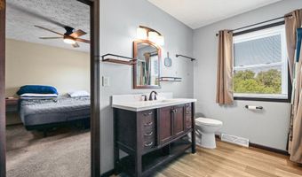 10960 Easton St NE, Alliance, OH 44601