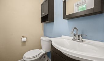 1045 Columbus Cir N, Ashland, OH 44805