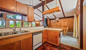 27 Moat Mountain Cir, Bartlett, NH 03812