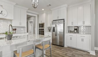 806 Long Leaf Cir, Brandon, MS 39042