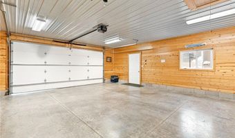 611 11th St SW, Austin, MN 55912