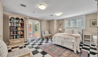 1230 GOLDEN Ln, Orlando, FL 32804