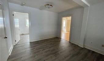 16 Mann Ave 2, Newport, RI 02840