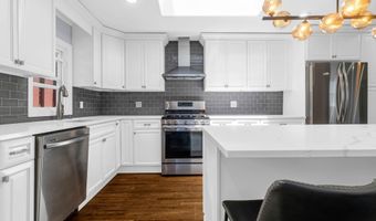 46 W 43RD St, Bayonne, NJ 07002