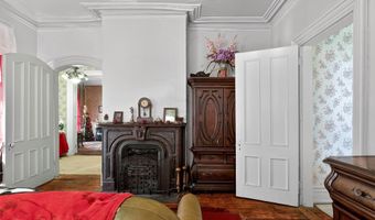 100 BROADWAY, Bayonne, NJ 07002