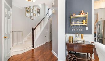 507 Village Loop Dr, Apex, NC 27502
