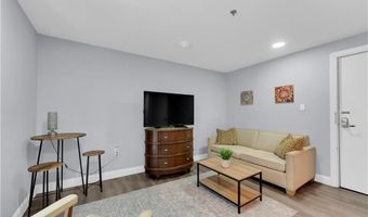 797 E Market St 209, Akron, OH 44305
