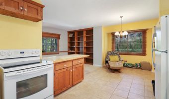 22665 W DEPOT St, Antioch, IL 60002