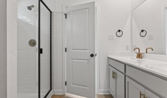 314 Brood Dr, Adkins, TX 78101