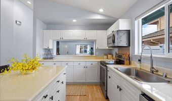 203 Anamuli St, Kahului, HI 96732