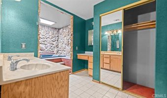22935 Standing Rock, Apple Valley, CA 92307