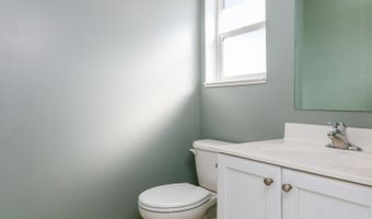 573 Raven Way Apt B, Chubbuck, ID 83202