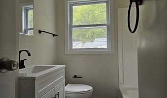 461 N Orange Rd, Athol, MA 01331