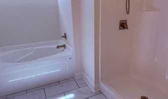 73 Hickory St, Barnwell, SC 29812