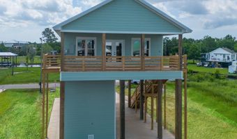 4022 Ceylon St, Bay St. Louis, MS 39520