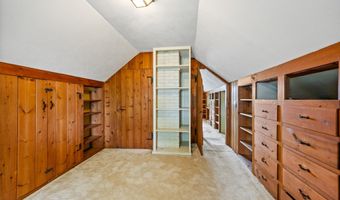 40 Uncas Rd, Clinton, CT 06413