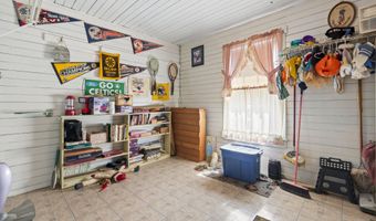 31 Monroe St, Augusta, ME 04330