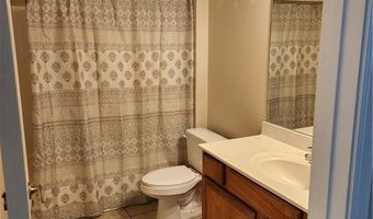 4 Mac Ln, Bella Vista, AR 72714