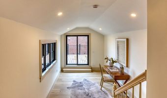 16 Chestnut St, Boston, MA 02129