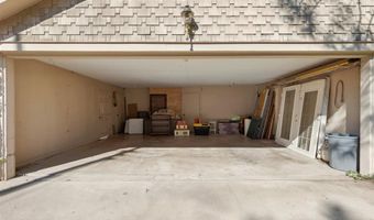 110 Acker Dr, Ada, OK 74820