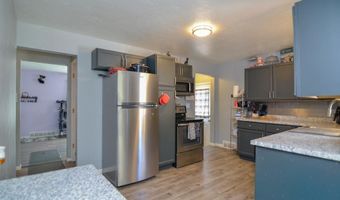 816 E HARRISON St, Appleton, WI 54915