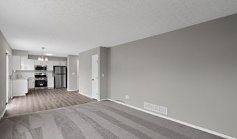2724 Raphael Dr, Columbus, OH 43232