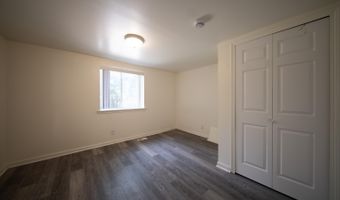 2472 Hawks Ave 1, Ann Arbor, MI 48108