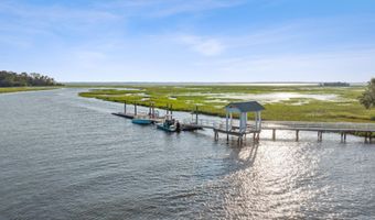 18 Oak Pond Psge, Beaufort, SC 29906
