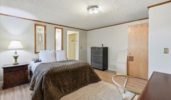 2211 ROOKS Ave, Cheyenne, WY 82007