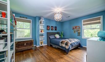 7016 WILSON Ln, Bethesda, MD 20817