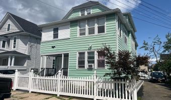 744 Park St 3Rd Fl, Bridgeport, CT 06608